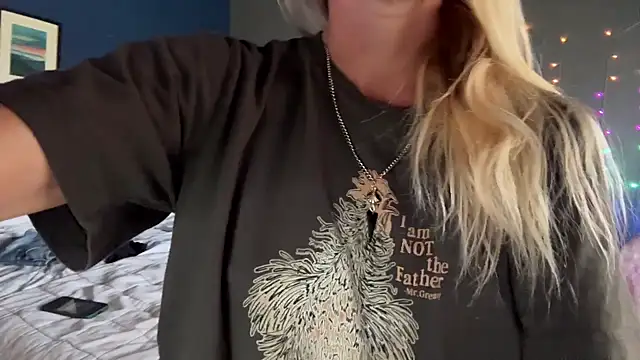 ajmiller25 online show from March 27, 9:15 pm