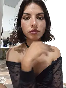 Snapshot of nina_sky chatting on September 22, 12:09 am nina sky online show from September 22, 12:09 am
