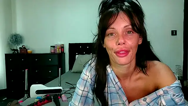 OliviaRyan22 online show from April 9, 5:54 am