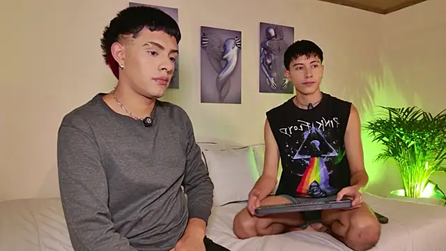 tivendann online show from March 28, 10:15 am