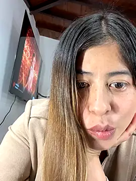 xSweetAlessiax online show from September 15, 3:31 pm