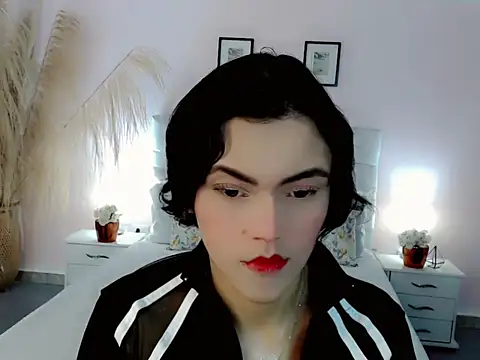 nathalialoes1 online show from October 9, 8:13 pm