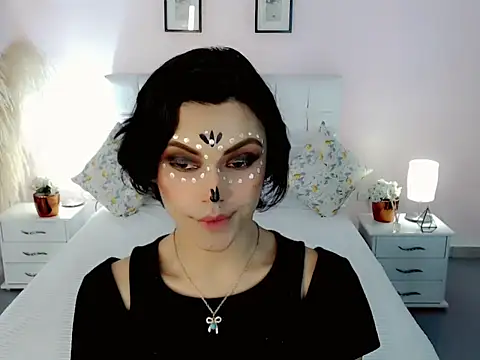 nathalialoes1 online show from October 27, 2:40 am