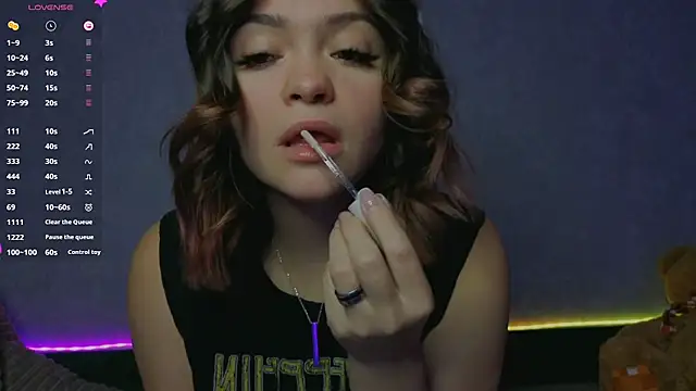 Tira Mizu online show from October 5, 10:48 pm