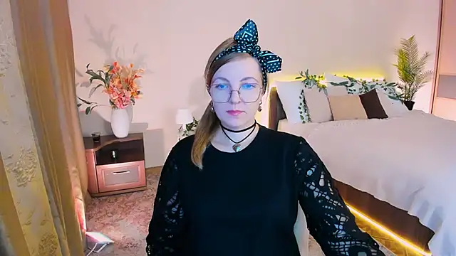 YourUniverser online show from September 30, 9:37 am