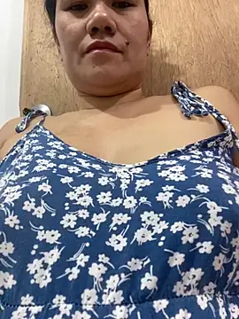 wildpussycat69 online show from December 1, 12:41 pm