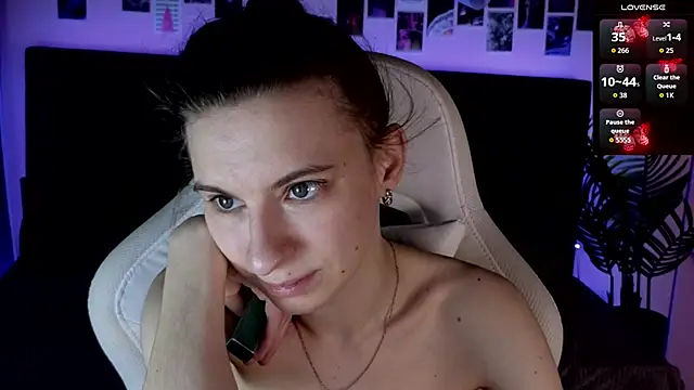 kaleriyaa  online show from February 19, 1:38 am