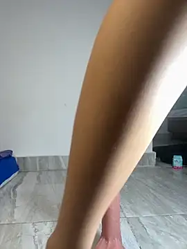 annymaldonado online show from October 14, 6:43 pm