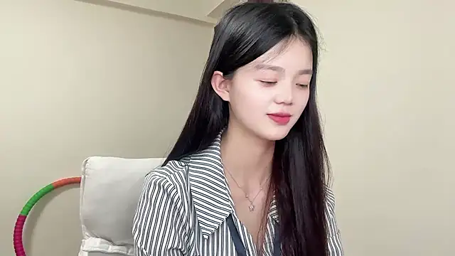 Nicole-13 online show from May 31, 1:28 pm