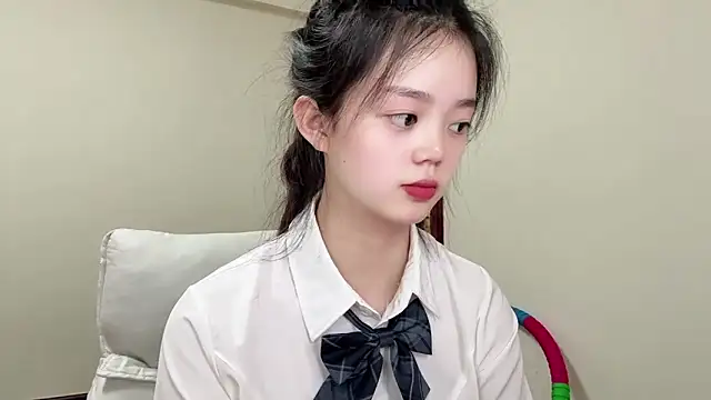 Nicole-13 online show from May 16, 12:15 pm