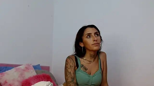 suzanhot 30 online show from September 12, 8:49 pm