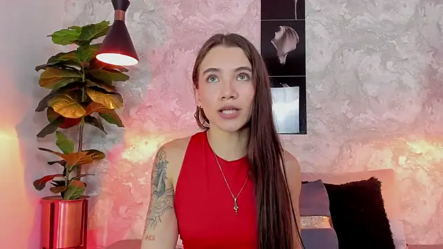 Snapshot of aitana_baker_ chatting on September 18, 5:06 am aitana baker online show from September 18, 5:06 am