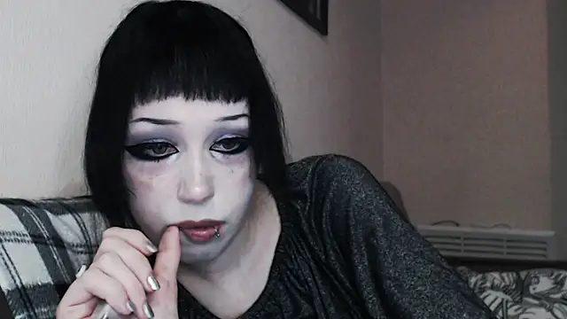 Snapshot of _LUCY_LAVE chatting on October 27, 10:59 pm  LUCY LAVE online show from October 27, 10:59 pm