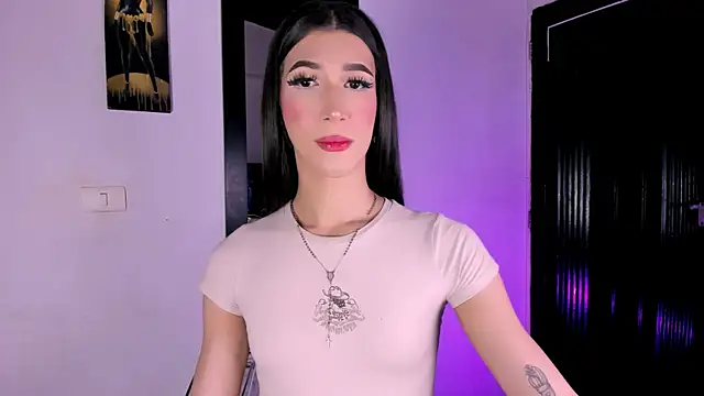 fhalon foxxxys  online show from July 21, 1:50 am