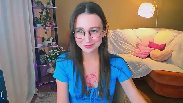 YourLovellyStory online show from September 12, 6:37 pm