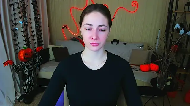 SensitiveSooul online show from November 3, 4:49 am