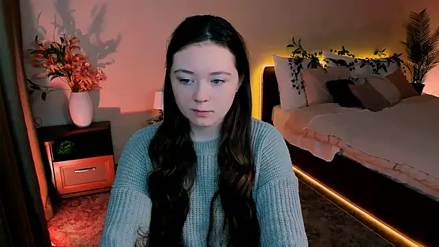 AlluringLookk online show from September 14, 3:15 am