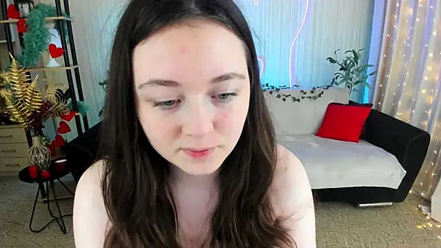 AlluringLookk online show from June 18, 4:12 pm
