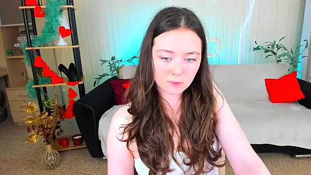 AlluringLookk online show from July 24, 5:33 pm