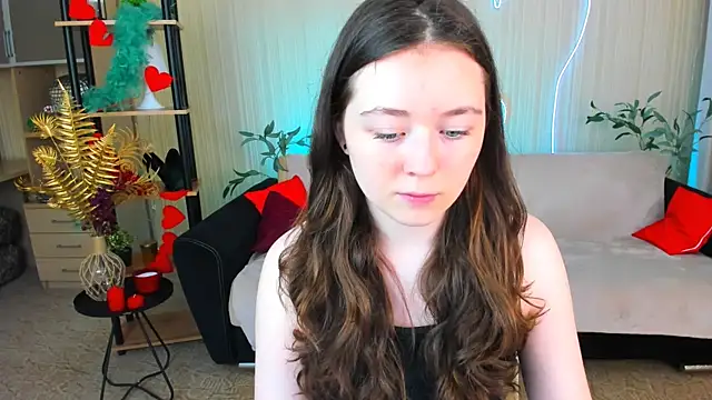 AlluringLookk online show from July 18, 9:12 am