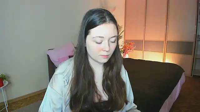 AlluringLookk online show from April 17, 12:29 pm