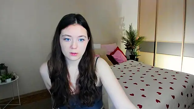 AlluringLookk online show from June 29, 11:21 am