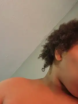 chocolate bella online show from July 30, 3:02 pm