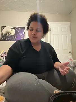 chocolate bella online show from October 22, 9:42 pm