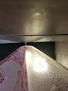 chocolate bella online show from February 20, 4:30 pm