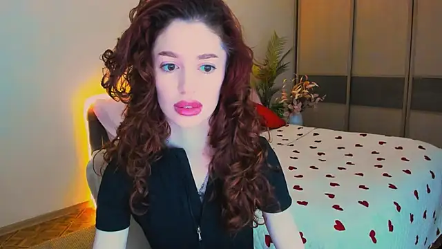 ChristinaConteeree online show from April 8, 3:30 am