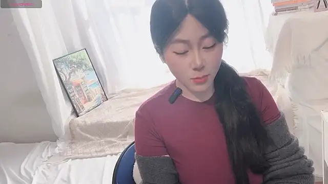 Emmaq996 online show from March 20, 7:35 am