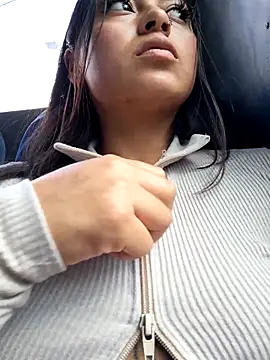 LunaHot 777 online show from November 7, 8:25 pm