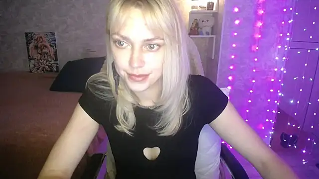 NickyAdamidi online show from October 25, 6:04 pm