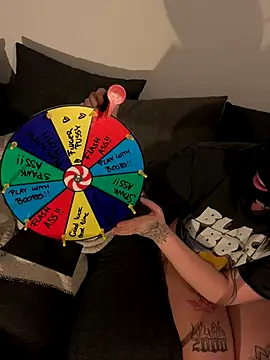 SvenskMILF online show from January 7, 6:22 pm