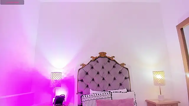 HarleyQueen666 online show from March 24, 11:37 am