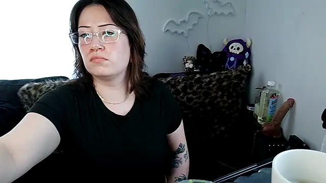 HarleyDemon666 online show from August 5, 10:27 pm