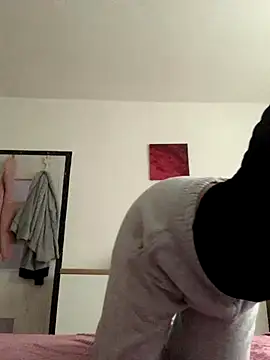 lexxxiiiii online show from December 2, 1:24 pm