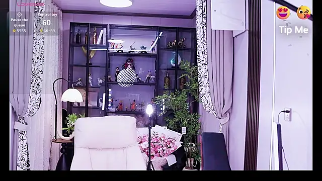 kelariy online show from July 28, 2:13 pm