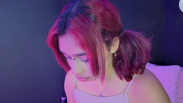 zoelight18 online show from September 11, 3:51 am