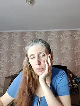 CandiCole online show from July 2, 5:57 am