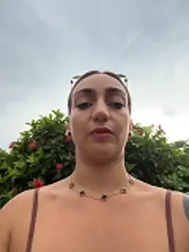 Ninabigtitied online show from February 15, 9:14 pm