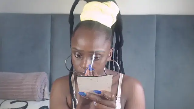 Jah-Queen online show from November 20, 2:51 pm