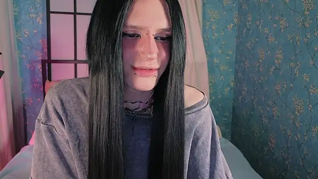 madi snow online show from March 1, 12:27 pm