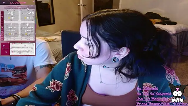 daddysgoodgrl215 online show from February 7, 4:27 am