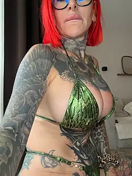 CatCoxx online show from June 21, 5:44 am