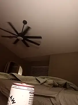 sarahkat86 online show from October 11, 4:17 am