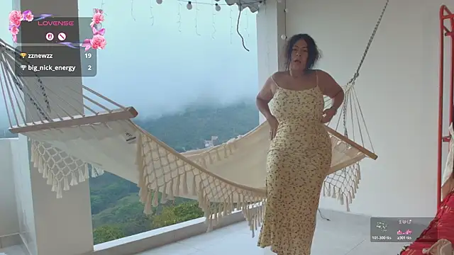 samanthahut1 online show from February 2, 9:36 pm