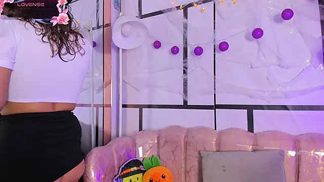 Olivejoness online show from October 29, 5:12 am