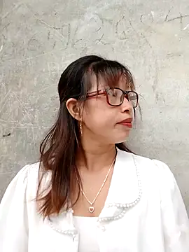 Snapshot of ngocngoc_cute chatting on September 18, 1:48 am ngocngoc cute online show from September 18, 1:48 am