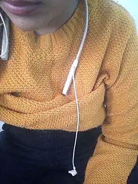 Neha Tyagi online show from December 3, 5:21 am